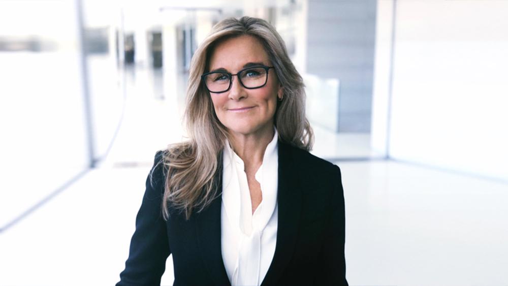 Angela Ahrendts